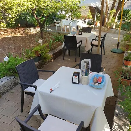 Pittoresco 3* Specchia